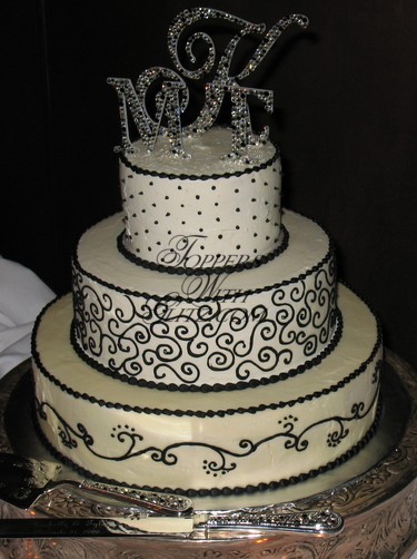 Monogram Cake Topper (w/Server Set)