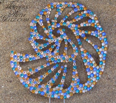 Sea shell colored crystal cake topper